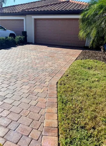 $390,000 | 6650 Willowshire Way, Bradenton, FL 34212