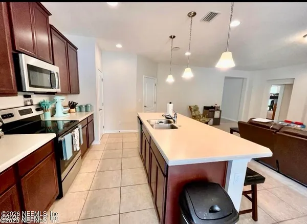 $2,300 | 86011 Tropicana Court, Yulee, FL 32097