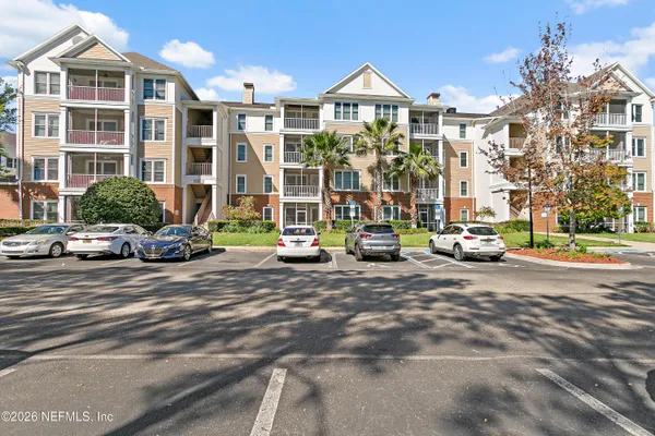 $2,195 | 13364 Beach Boulevard, Unit 224, Jacksonville, FL 32224