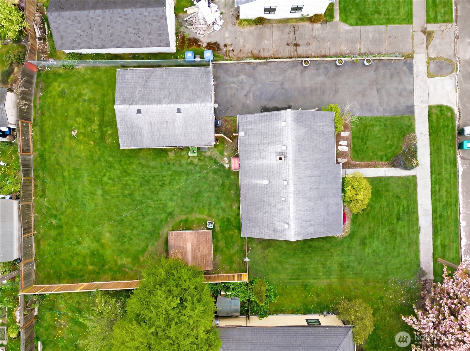 9831 33rd Avenue Southwest Seattle, WA 98126 - Photo 23 of 24