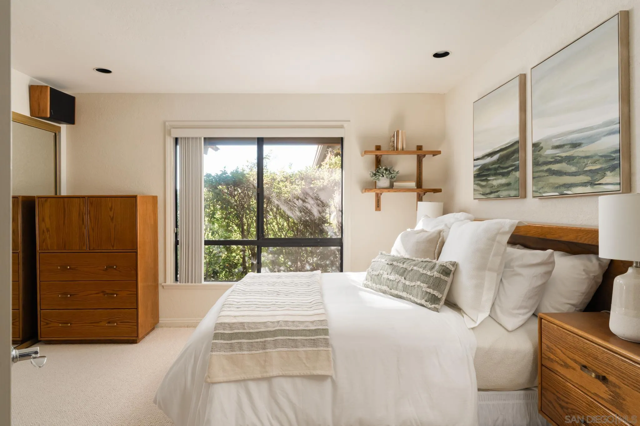 15943 Ranch Hollow Road Poway, CA 92064 - Photo 23 of 42