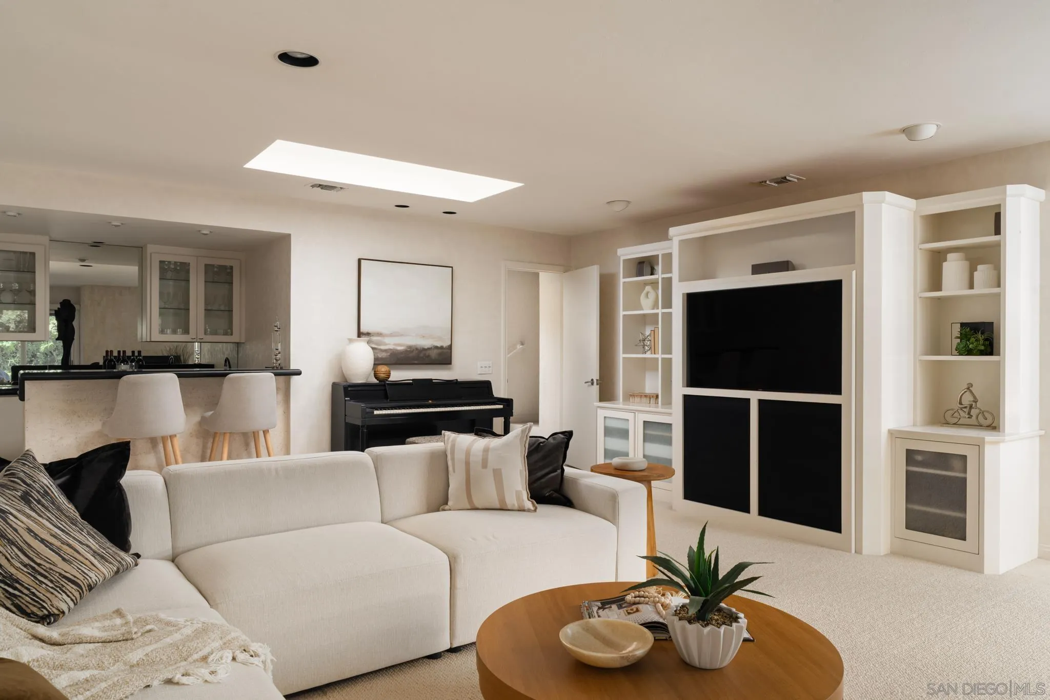 15943 Ranch Hollow Road Poway, CA 92064 - Photo 10 of 42