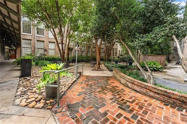 $1,495 | 920 Poeyfarre Street, Unit 161, New Orleans, LA 70130