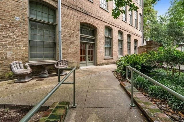 $1,495 | 920 Poeyfarre Street, Unit 161, New Orleans, LA 70130