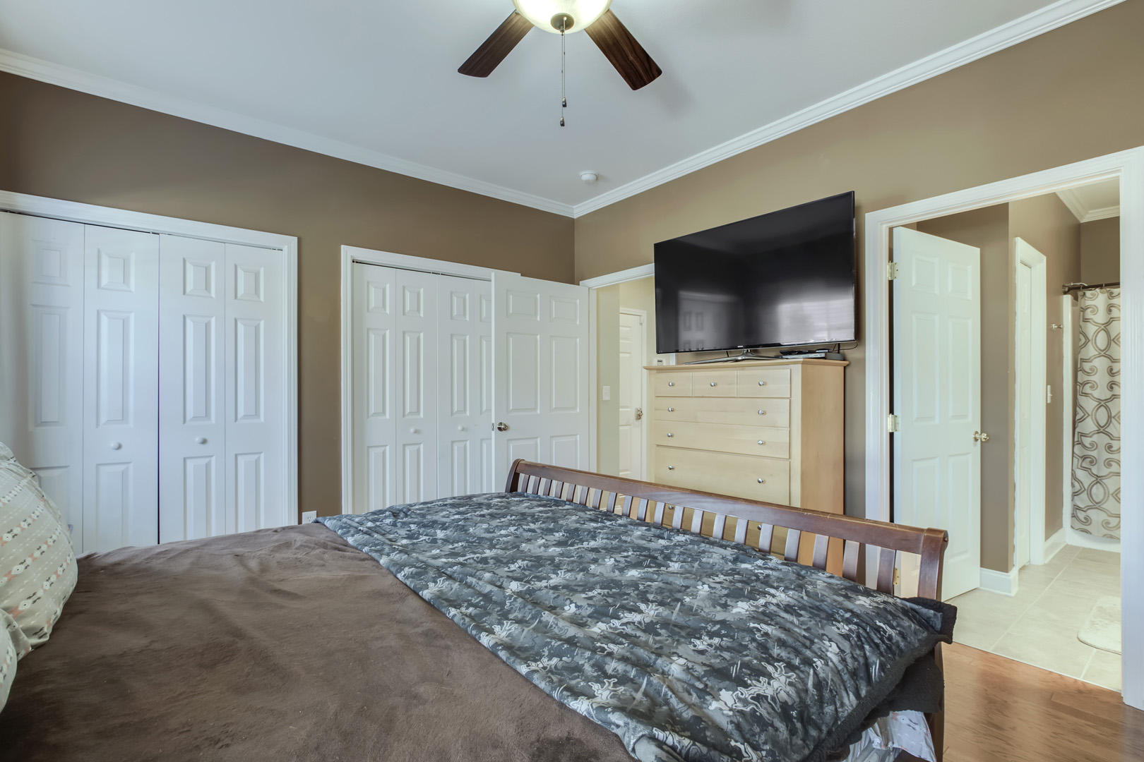 124 Hardinberry Street Oak Ridge, TN 37830 - Photo 17 of 19 17_HardinberryRoad_124_MasterBedroom02