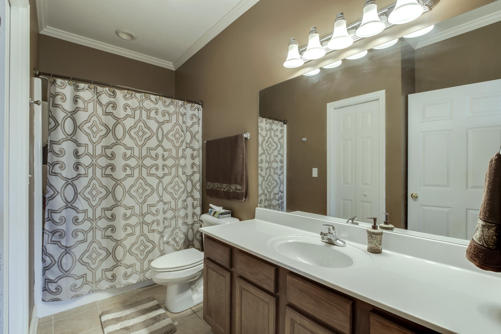 124 Hardinberry Street Oak Ridge, TN 37830 - Photo 18 of 19 18_HardinberryRoad_124_MasterBath