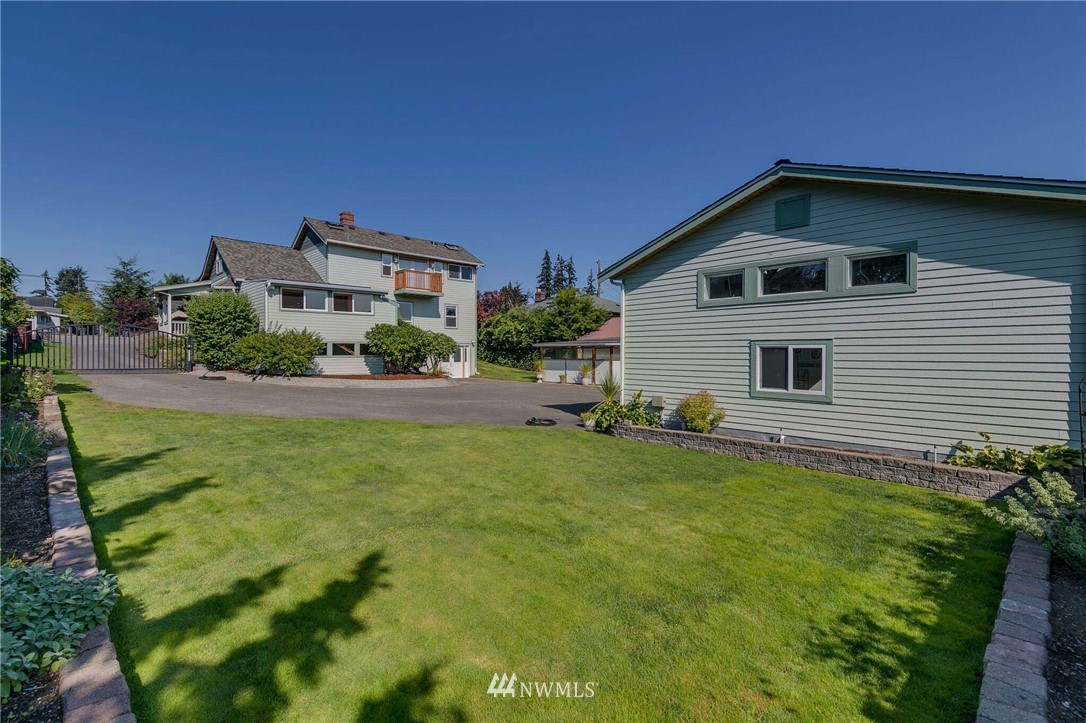 6003 Cady Road Everett, WA 98203 - Photo 2 of 25