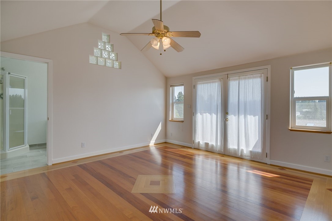 6003 Cady Road Everett, WA 98203 - Photo 16 of 25