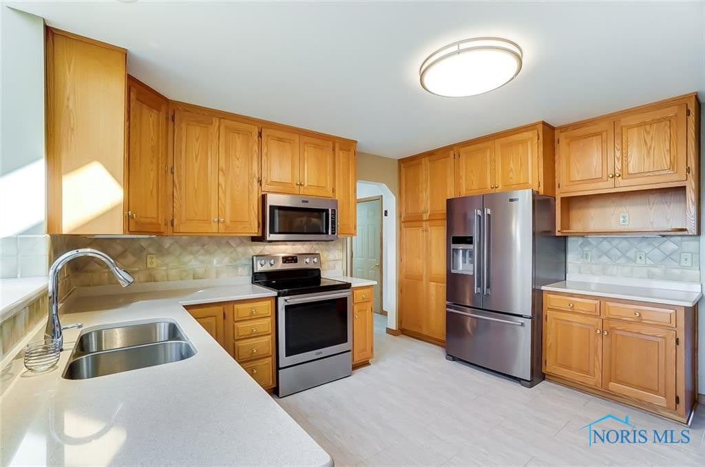 4340 Albon Road Monclova, OH 43542 - Photo 19 of 50 Gallery Image 19