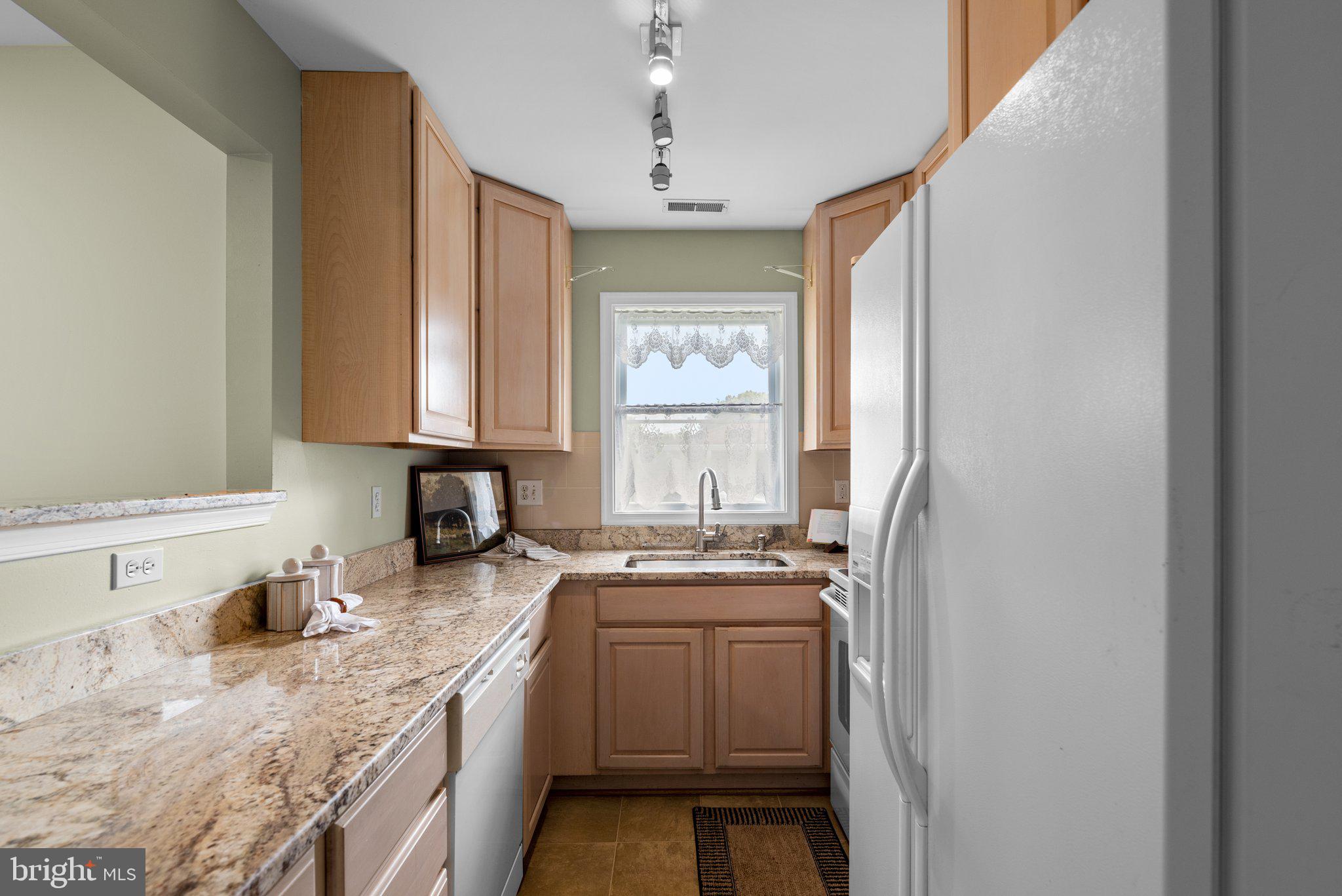 3713 Macalpine Road Ellicott City, MD 21042 - Photo 74 of 95 In-law suite; kitchen.