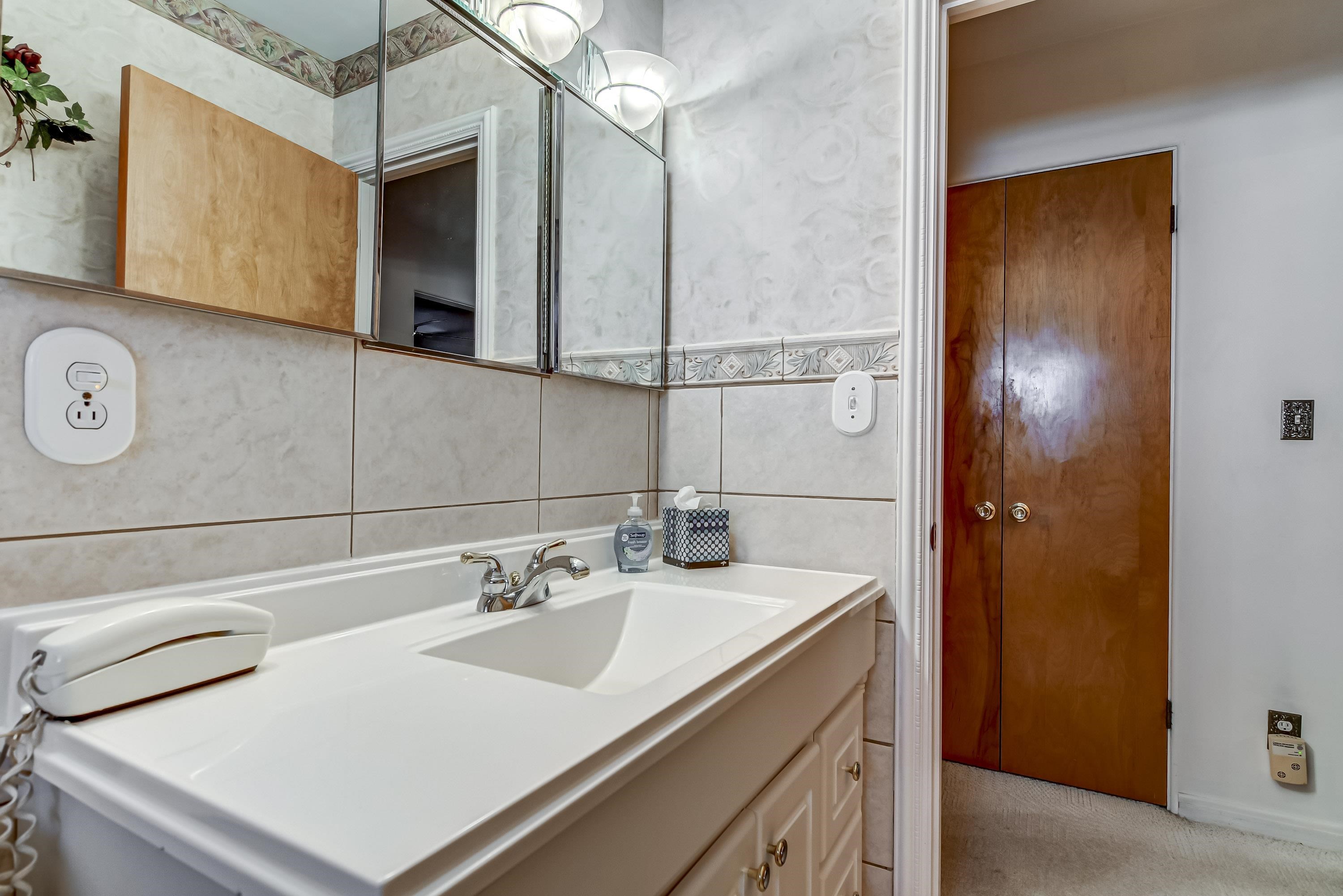 137 Circle Drive Springfield, IL 62703 - Photo 22 of 39
