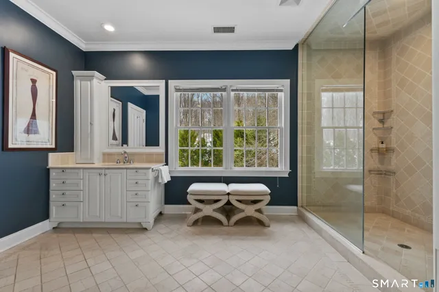 $1,975,000 | 10 Pheasant Hill Road, Weston, CT 06883