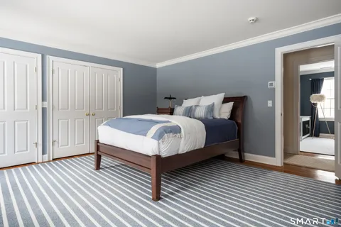 $1,975,000 | 10 Pheasant Hill Road, Weston, CT 06883