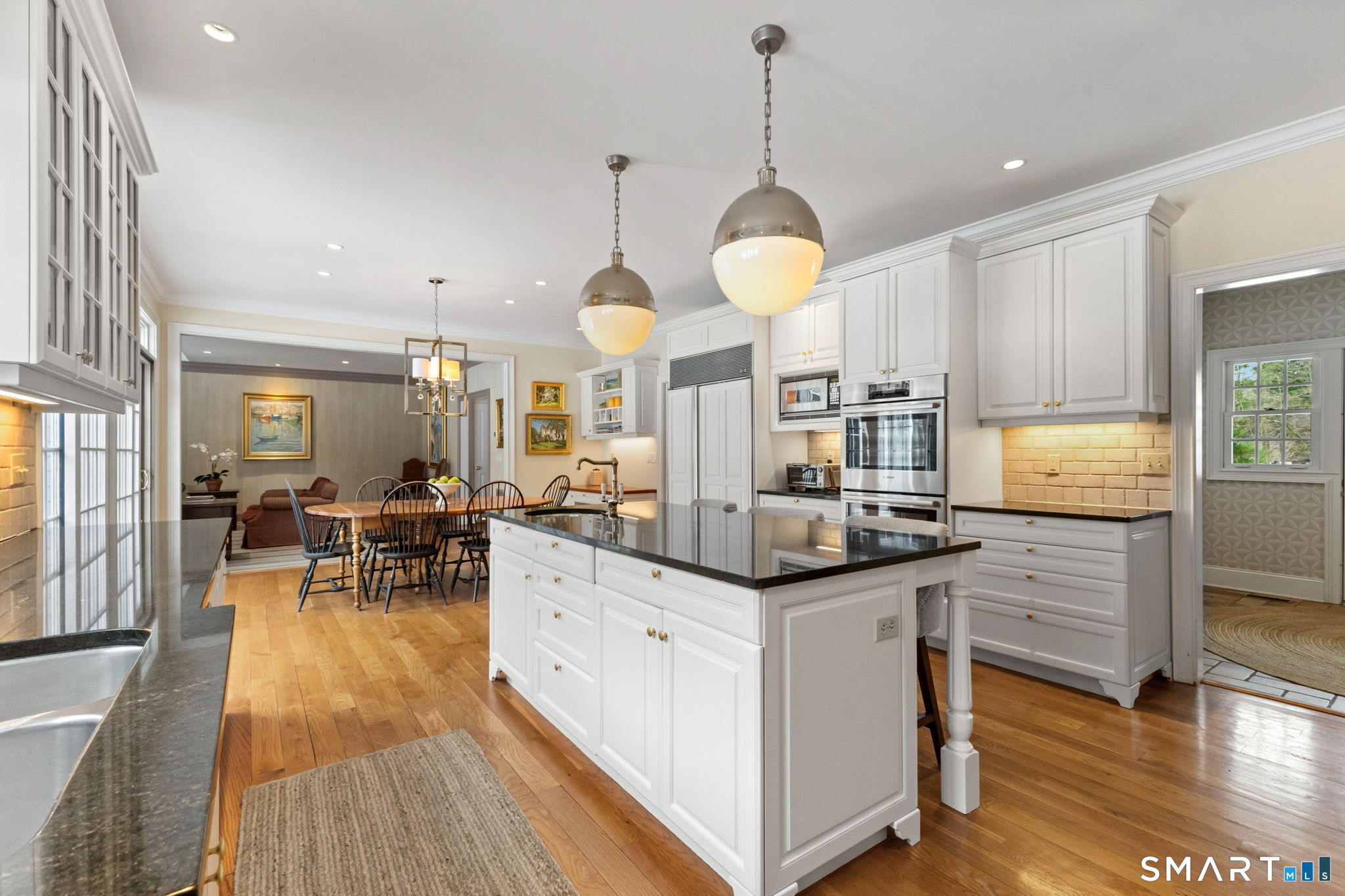 10 Pheasant Hill Road Weston, CT 06883 - Photo 8 of 38