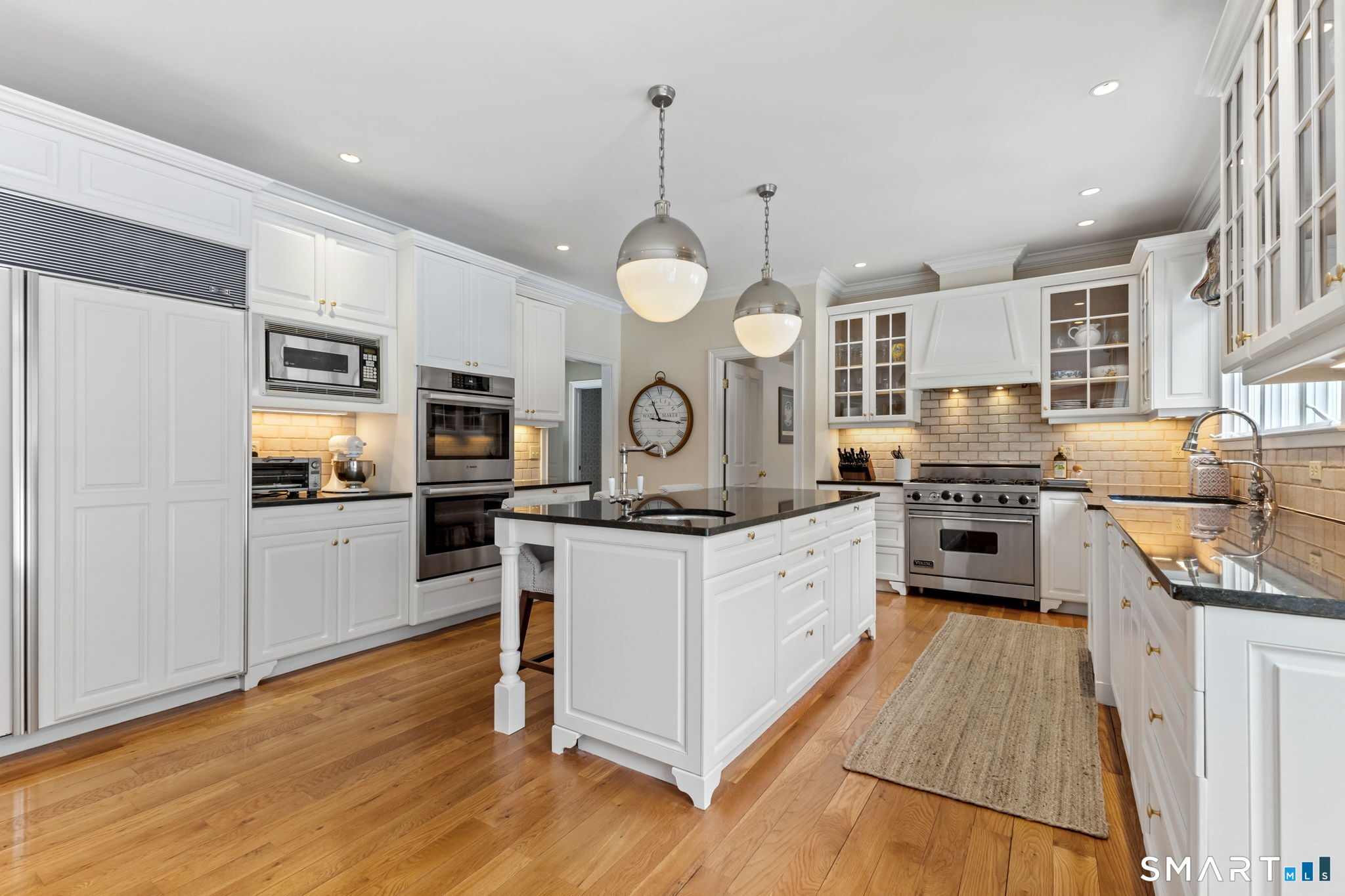 10 Pheasant Hill Road Weston, CT 06883 - Photo 9 of 38