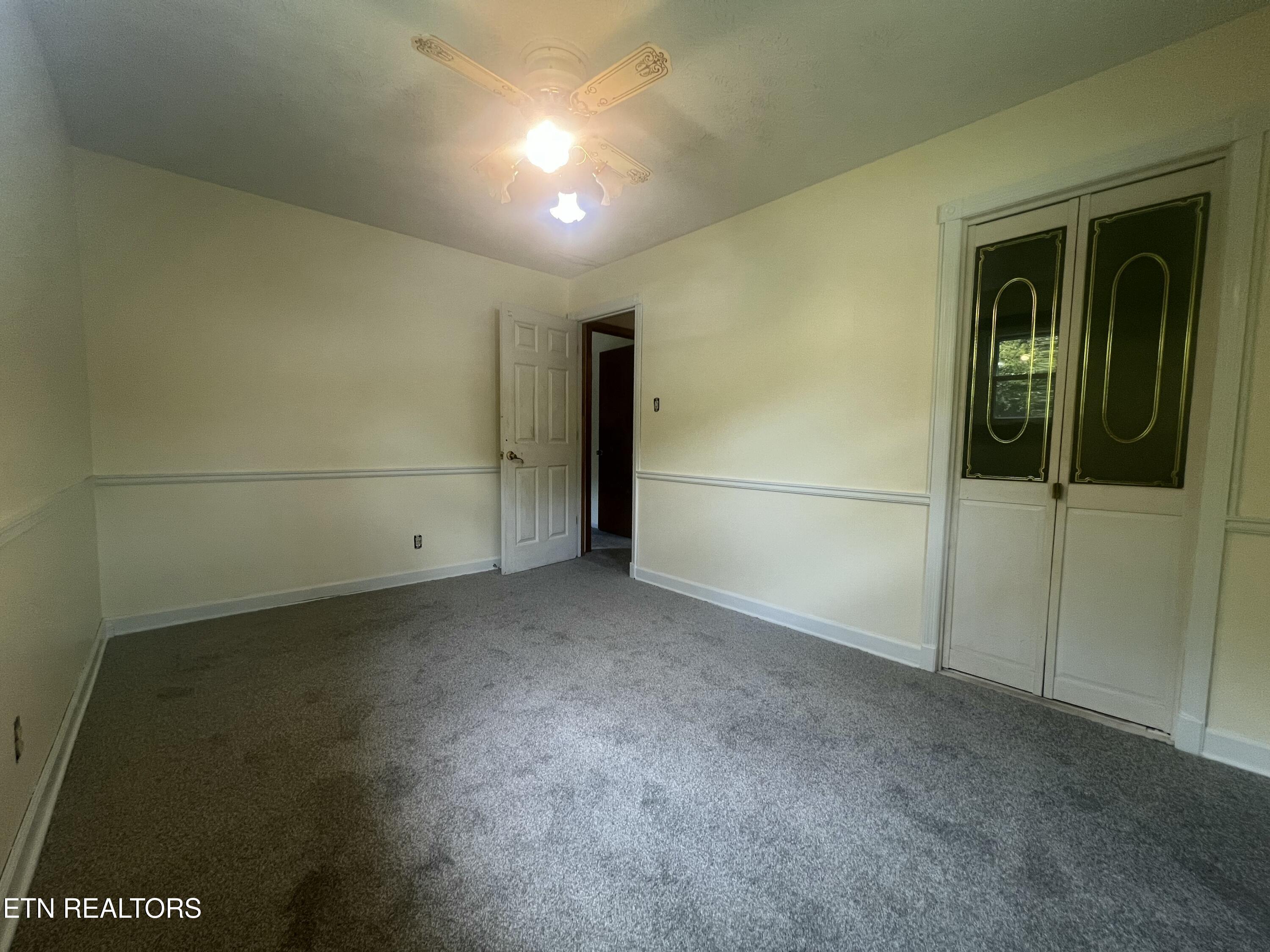 209 White Oak Lane Heiskell, TN 37754 - Photo 19 of 39 IMG_0897
