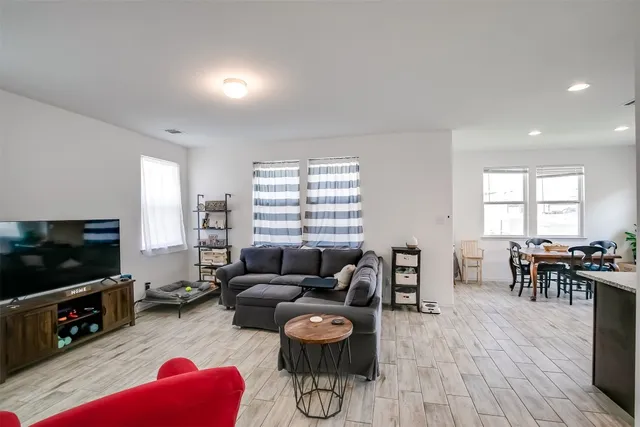 $1,750 | 283 Fabion Street, Kyle, TX 78640