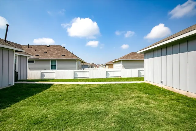 $1,750 | 283 Fabion Street, Kyle, TX 78640