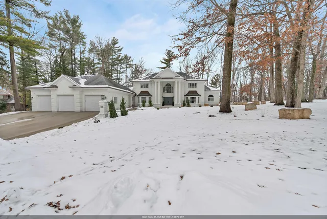 $1,650,000 | 120 Stonebridge Court, Green Bay, WI 54313