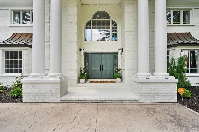 $1,650,000 | 120 Stonebridge Court, Green Bay, WI 54313