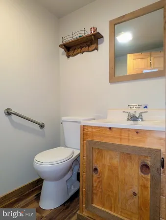 a close view of sink