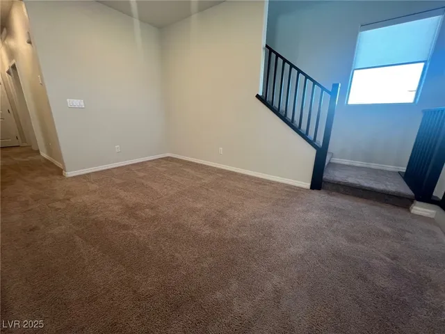 $2,595 | 7939 Terra Barossa Street, Las Vegas, NV 89113