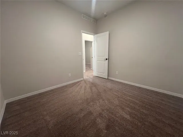 $2,595 | 7939 Terra Barossa Street, Las Vegas, NV 89113