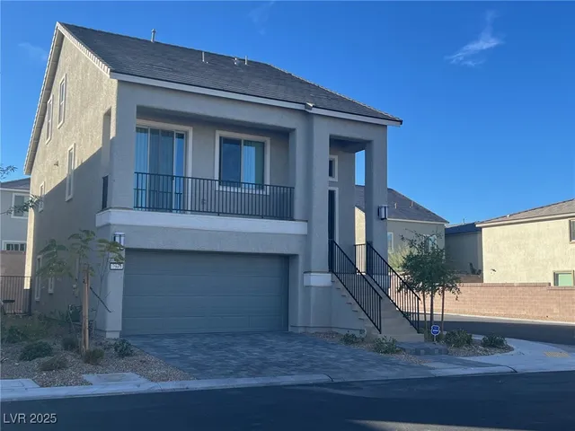 $2,595 | 7939 Terra Barossa Street, Las Vegas, NV 89113