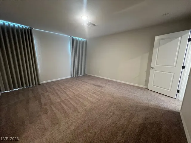 $2,595 | 7939 Terra Barossa Street, Las Vegas, NV 89113