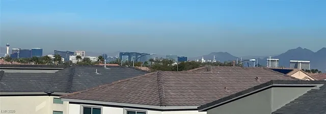 $2,595 | 7939 Terra Barossa Street, Las Vegas, NV 89113