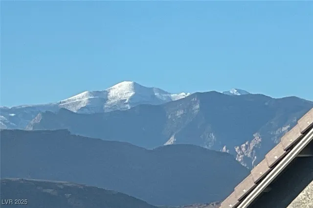 $2,595 | 7939 Terra Barossa Street, Las Vegas, NV 89113