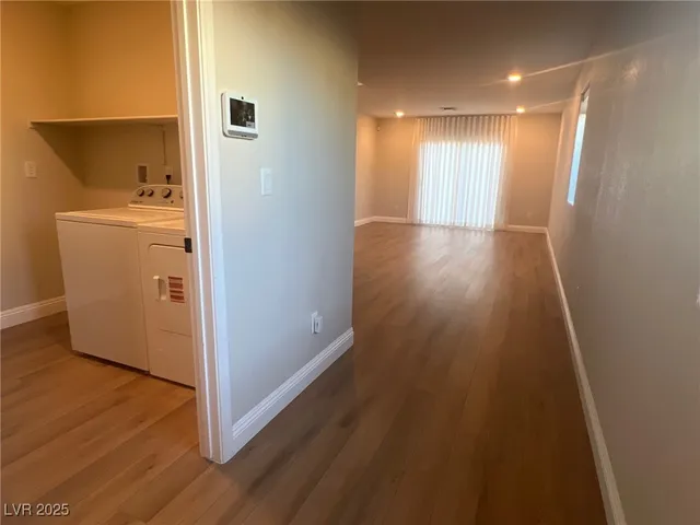 $2,595 | 7939 Terra Barossa Street, Las Vegas, NV 89113