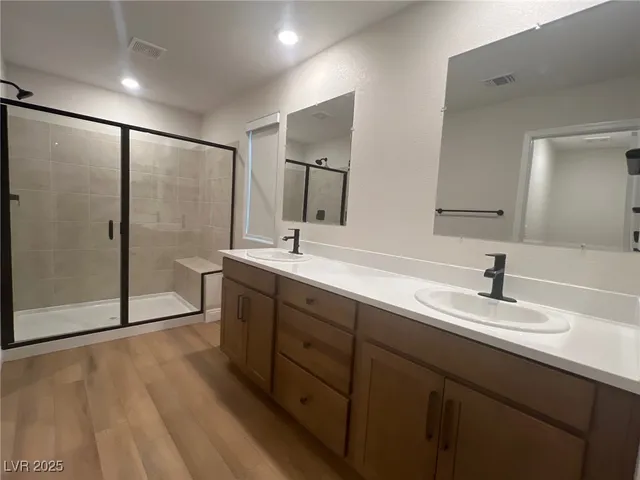 $2,595 | 7939 Terra Barossa Street, Las Vegas, NV 89113