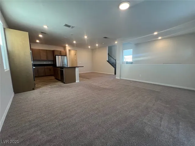 $2,595 | 7939 Terra Barossa Street, Las Vegas, NV 89113