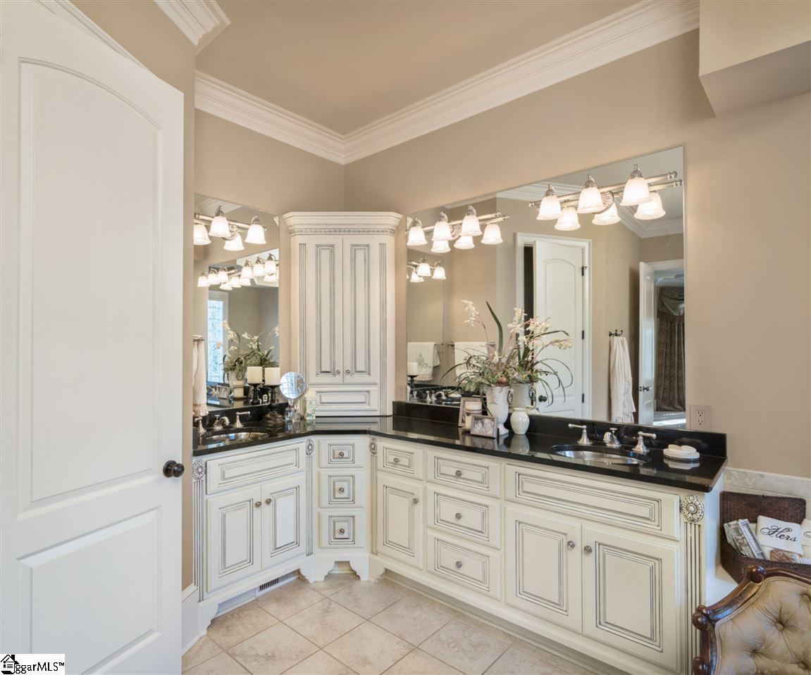10 Mitchell Spring Court Simpsonville, SC 29681 - Photo 18 of 36 Gallery Image 18