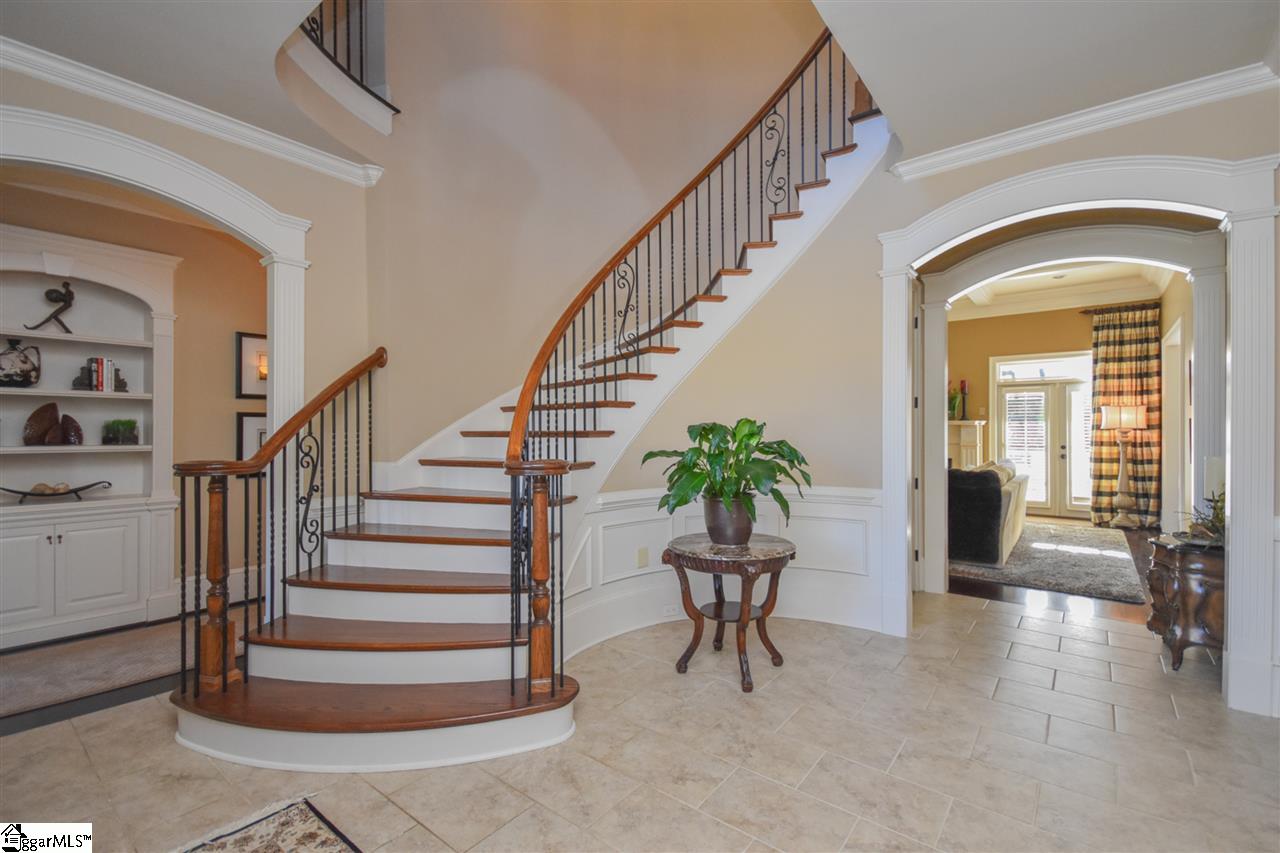 10 Mitchell Spring Court Simpsonville, SC 29681 - Photo 4 of 36 Gallery Image 4