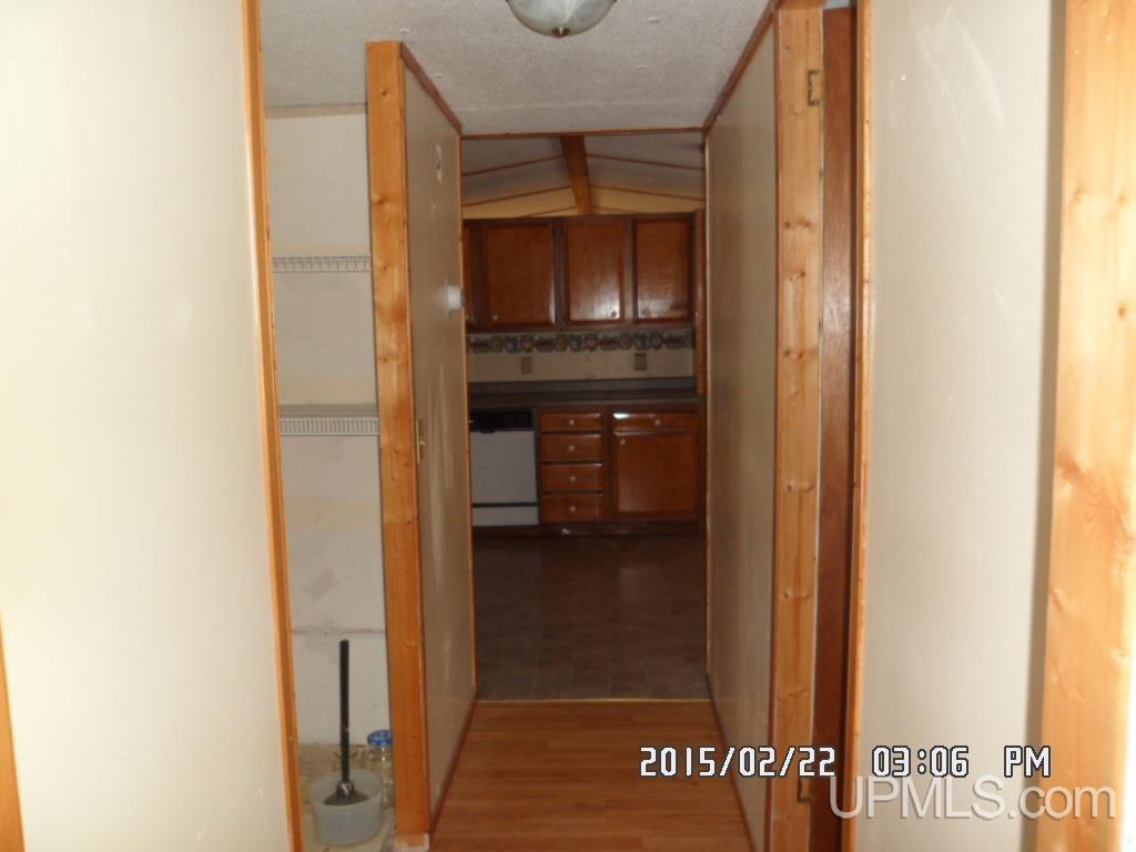 15627 North Co Road Wilson, MI 49896 - Photo 8 of 22