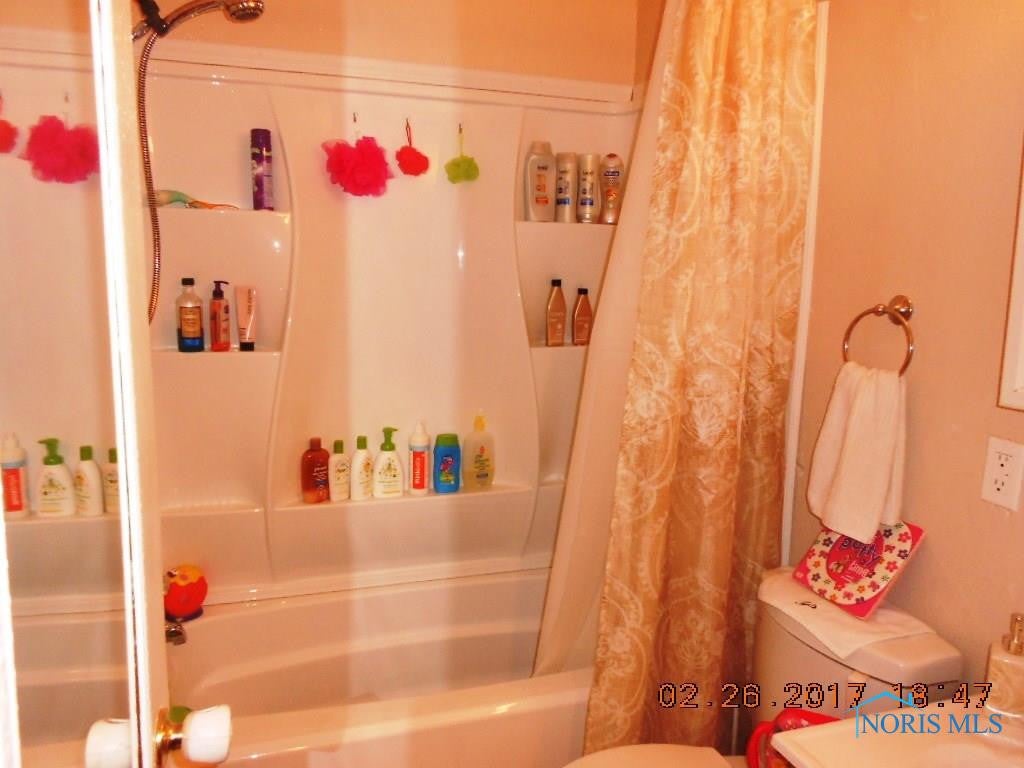 5910 Rudyard Road Sylvania, OH 43560 - Photo 24 of 36 Gallery Image 24