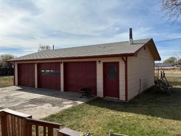 a view of a house