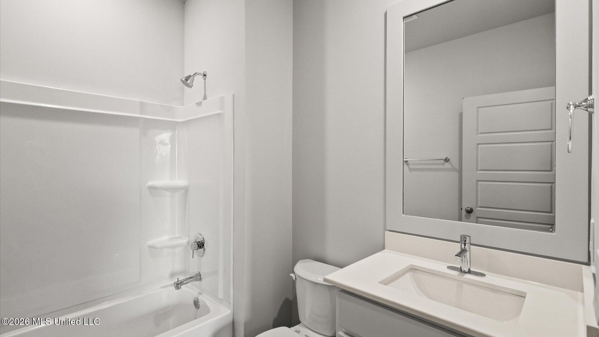 542 Edenberg Bend Pearl, MS 39208 - Photo 27 of 27 Guest Bath