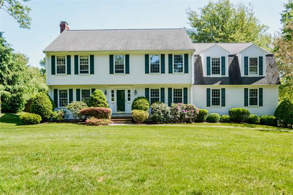40 Quail Run Road North Andover, MA 01845 - Photo 1 of 28 Gallery Image 1