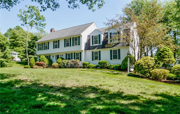 40 Quail Run Road North Andover, MA 01845 - Photo 3 of 28 Gallery Image 3
