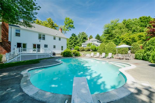 40 Quail Run Road North Andover, MA 01845 - Photo 9 of 28 Gallery Image 9