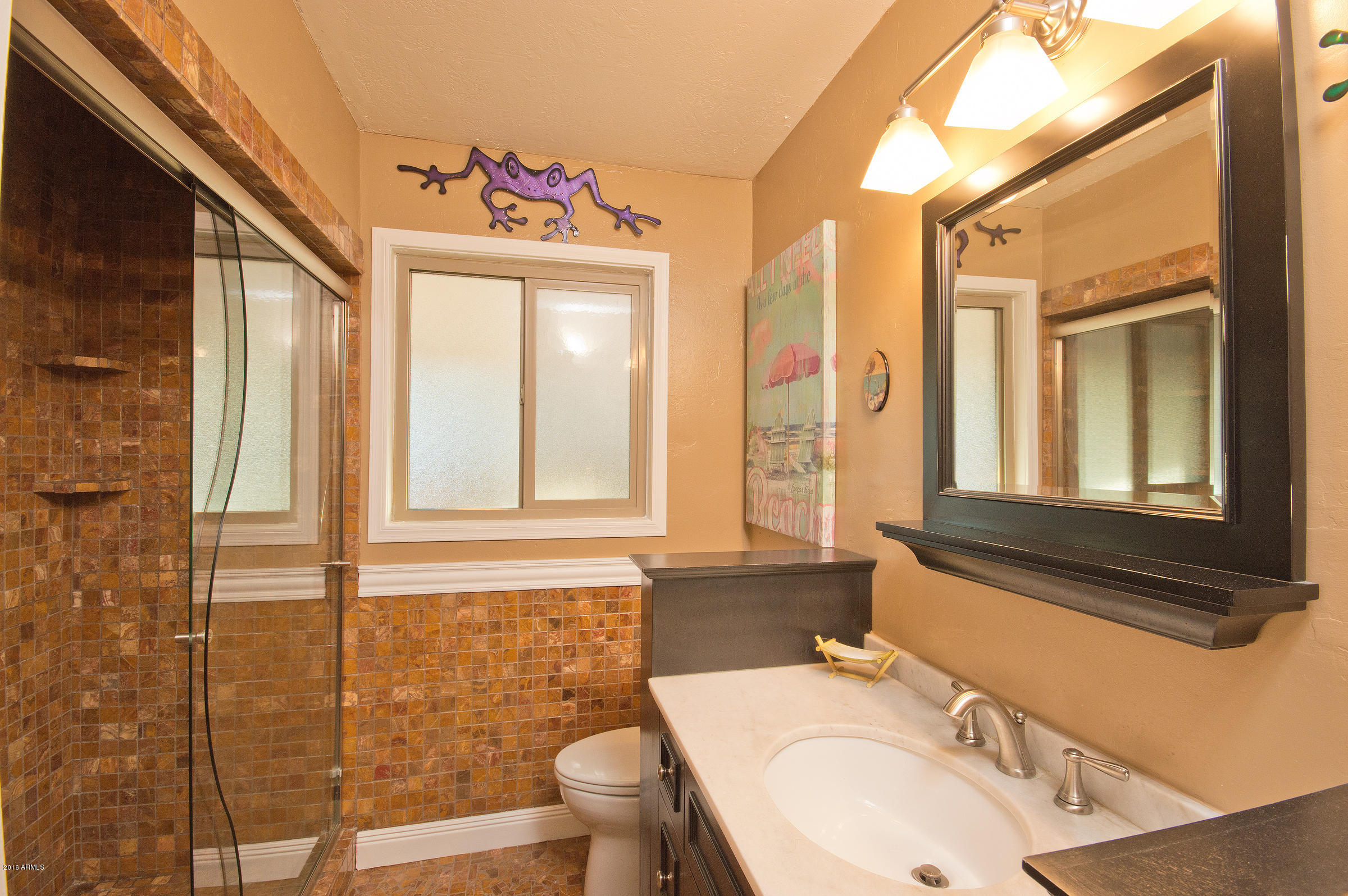 1401 East Monte Vista Road Phoenix, AZ 85006 - Photo 13 of 30 bathroom