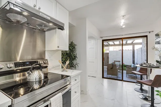 $1,325,000 | 19972 Portal Plaza, Cupertino, CA 95014