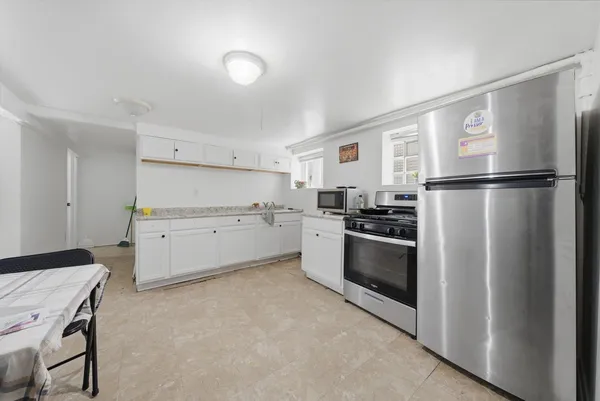 $509,900 | 1025 North Trumbull Avenue, Chicago, IL 60651