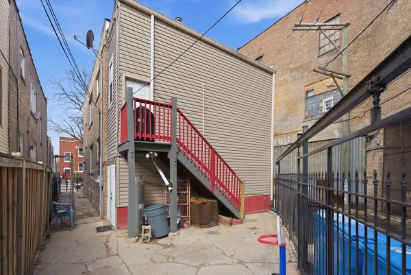 $509,900 | 1025 North Trumbull Avenue, Chicago, IL 60651