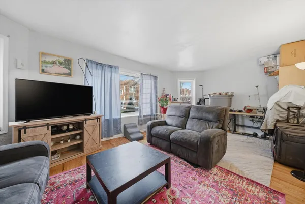 $509,900 | 1025 North Trumbull Avenue, Chicago, IL 60651