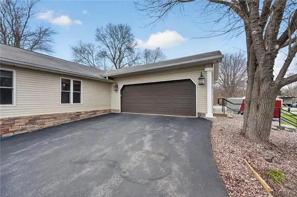 $389,900 | 213 Shanty Creek Road, Hastings, NY 13036