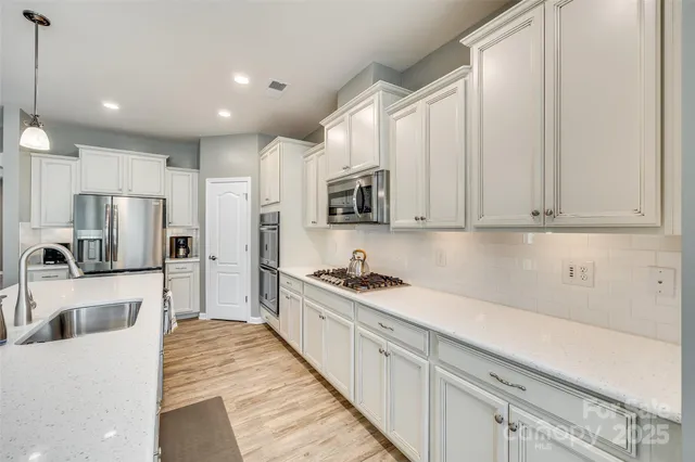 $569,900 | 4083 Home Grown Way, Clover, SC 29710